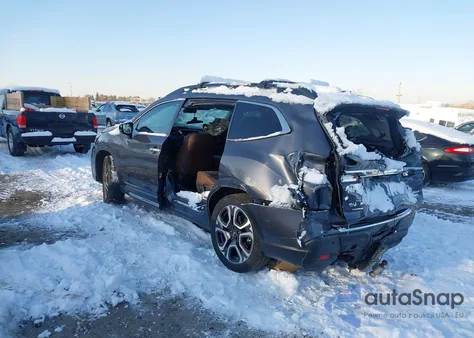 2024 Subaru Ascent Touring 7-Passenger z USA, uszkodzony, nr VIN 4S4WMAWD8R3418926